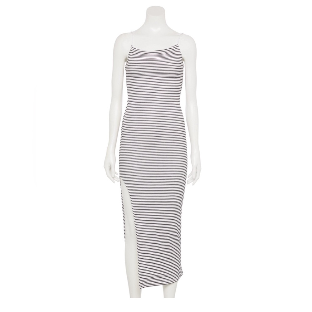 Juniors’ Harper & Ivy Sleeveless Midi Dress